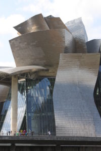 Guggenheim_Museum,_Bilbao,_July_2010_(07)